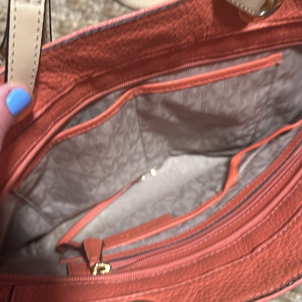 Mk tote bag coral color - Picture 5 of 6